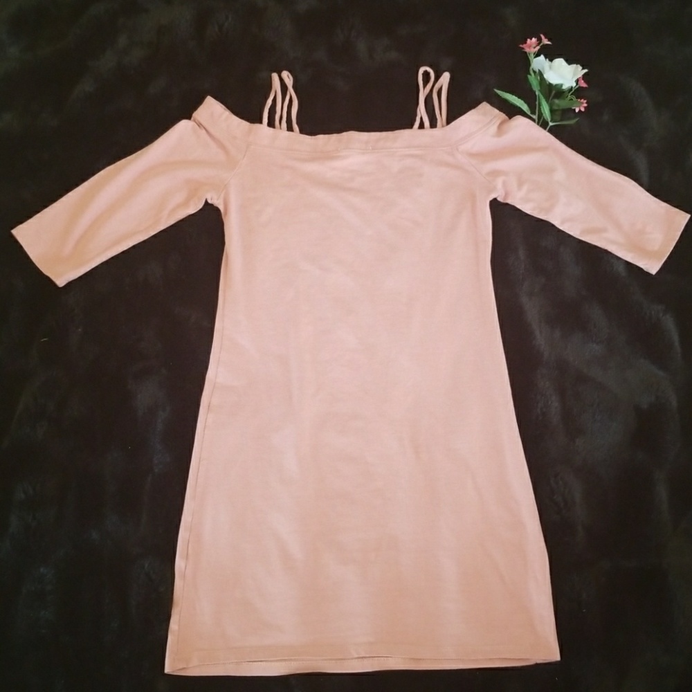 Off the shoulder strap-detailed dress